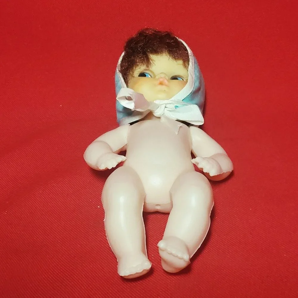 Vintage Collectible Doll Rooted Brown Hair Blue Eyes Blue White Bonnet